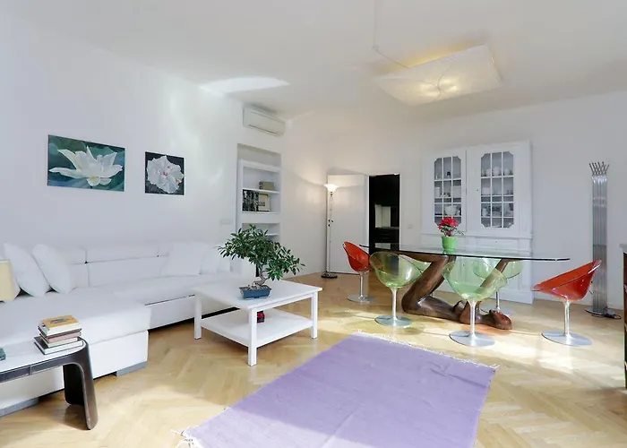 Condotti Charme - My Extra Home